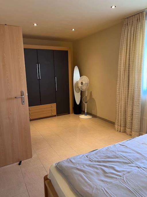 Villa Beautiful House With Free Parking On Premise Utzenstorf Exterior foto